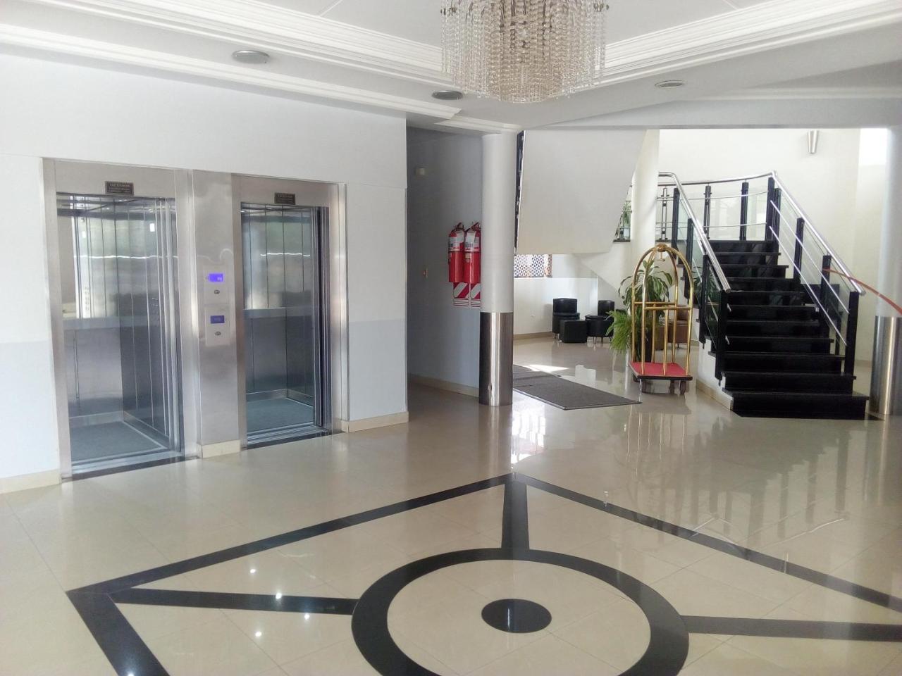 Hotel Le Park San Miguel de Tucumán Zewnętrze zdjęcie